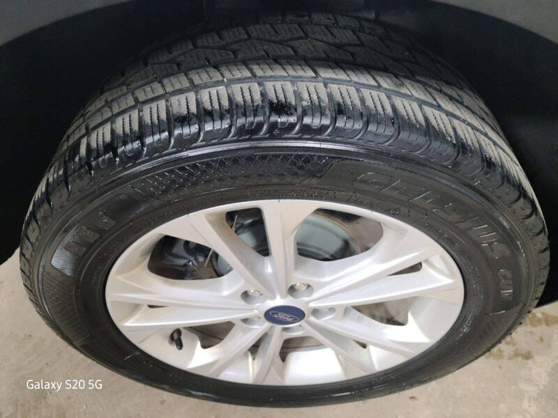 2019 Ford Escape SEL