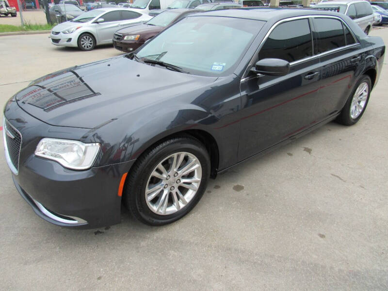 Used Chrysler 300 For Sale In Texas Carsforsale Com