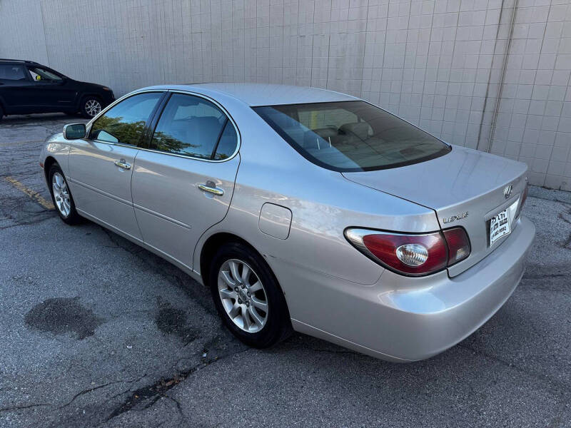 2004 Lexus ES 330