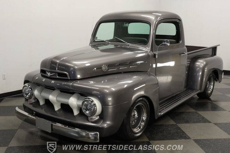 1952 Ford F-100
