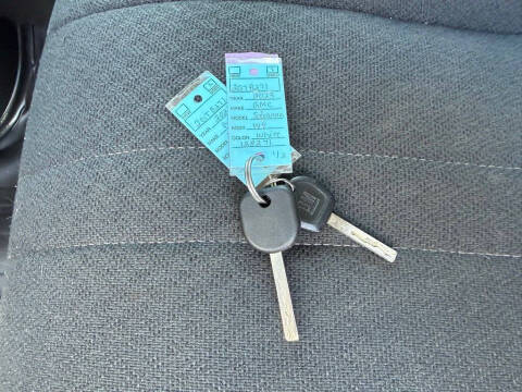 2023 GMC Savana 2500