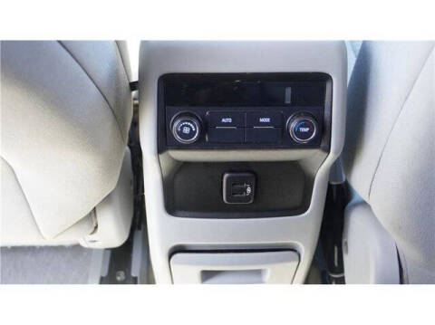2017 GMC Acadia SLE-1