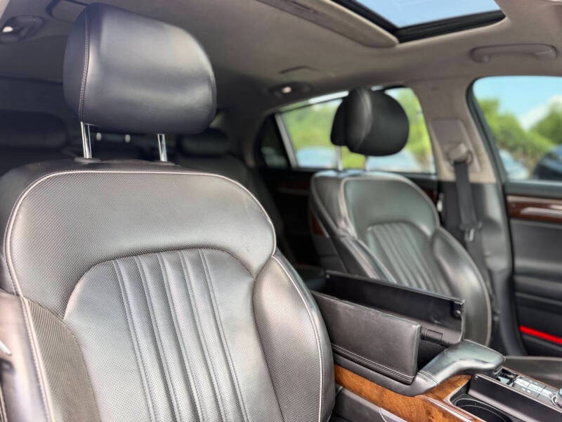 2017 Genesis G90 5.0 Ultimate