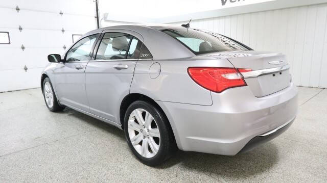 2013 Chrysler 200 LX