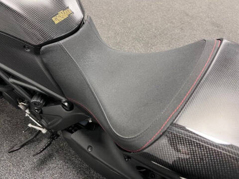 2012 Ducati Diavel Carbon Series