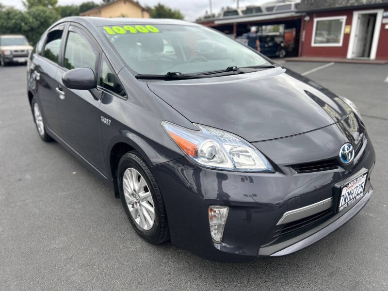 2013 Toyota Prius Plug-in Hybrid