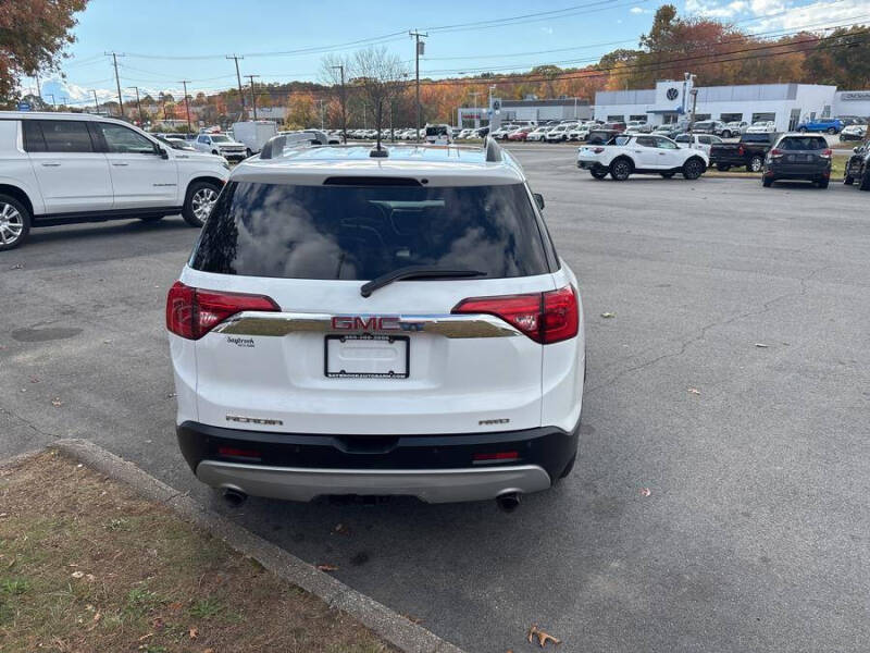2019 GMC Acadia SLT-1