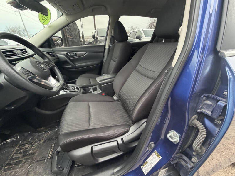 2019 Nissan Rogue S