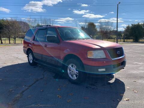 2005 Ford Expedition for sale at TRAVIS AUTOMOTIVE in Corryton TN