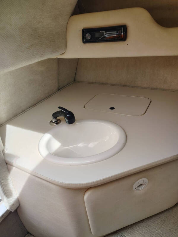 2002 Sea Ray 225