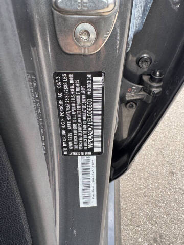 2014 Porsche Panamera 4