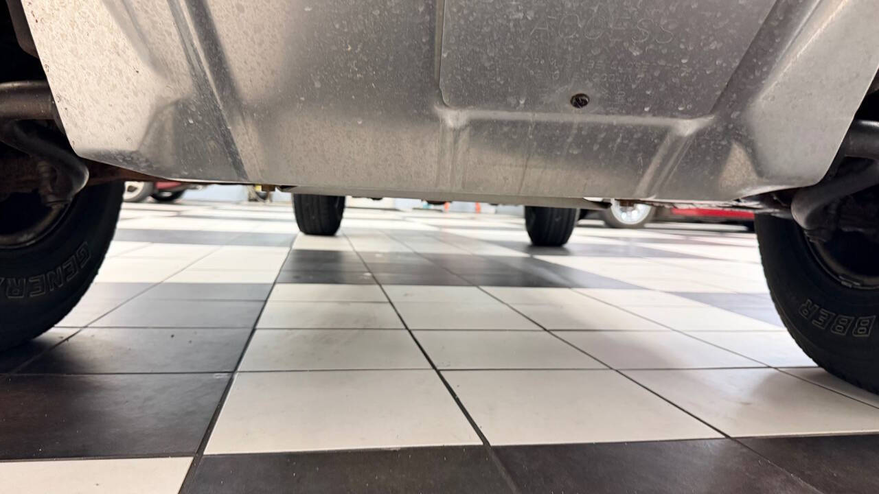 2003 Chevrolet S-10 29
