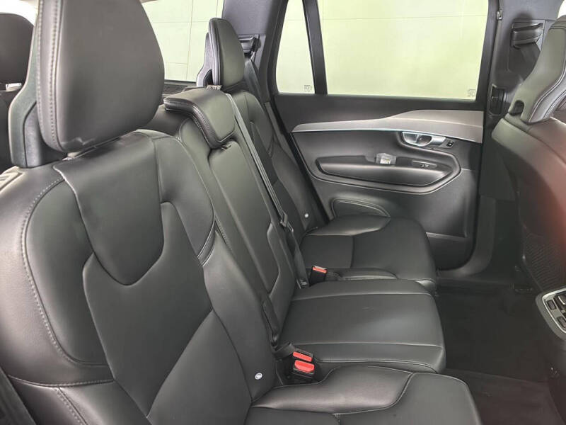 2023 Volvo XC90 B5 Core