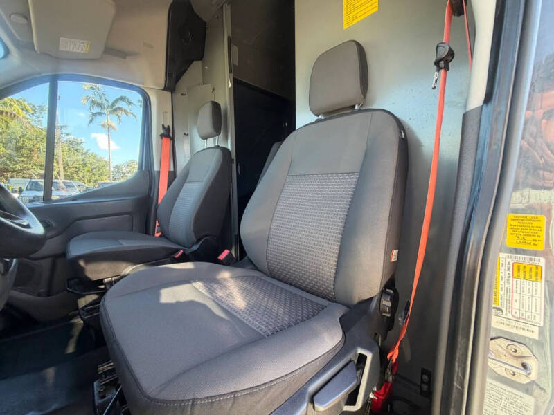 2020 Ford Transit 250