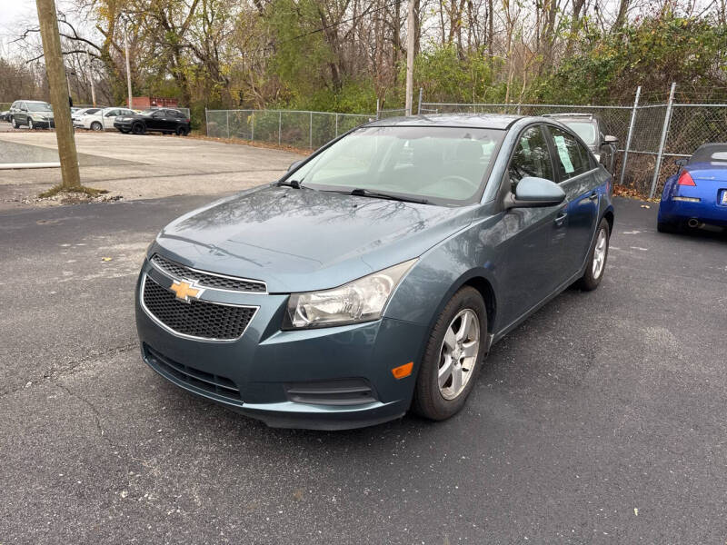 2012 Chevrolet Cruze 1LT photo 2