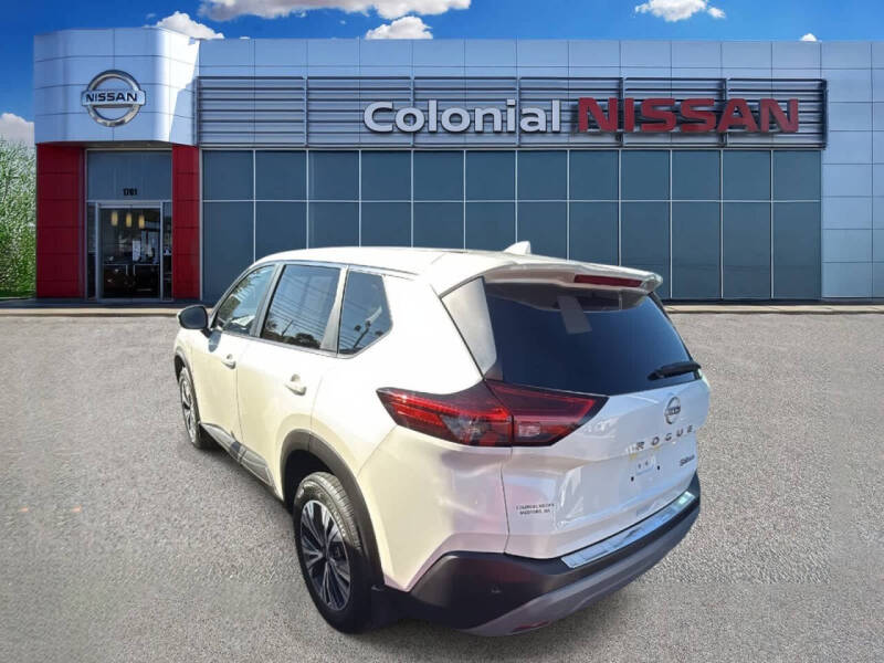 2022 Nissan Rogue SV