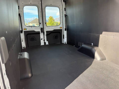 2025 Ford Transit 250