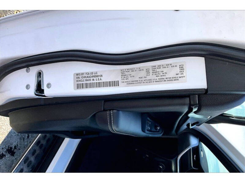 2024 Jeep Grand Cherokee L Altitude