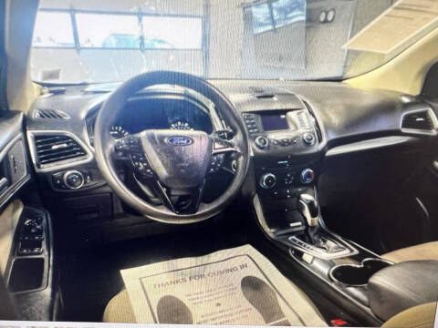2017 Ford Edge SE