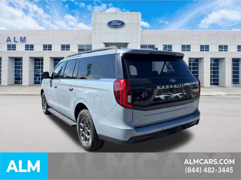 2025 Ford Expedition MAX Active