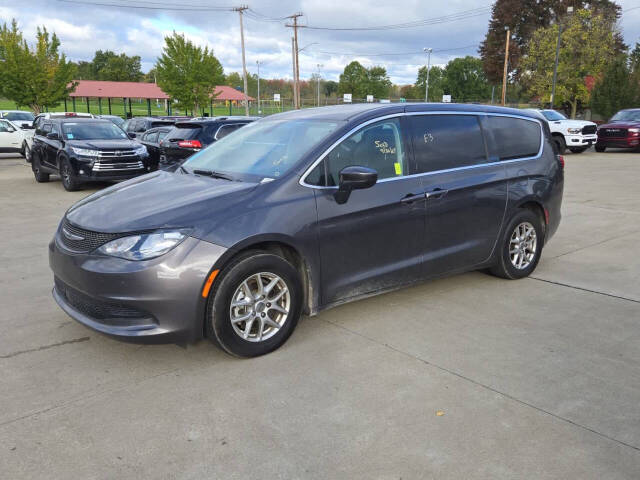 2022 Chrysler Voyager for sale at Dave Warren Used Car Super Center in Westfield, NY