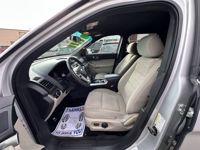 2015 Ford Explorer