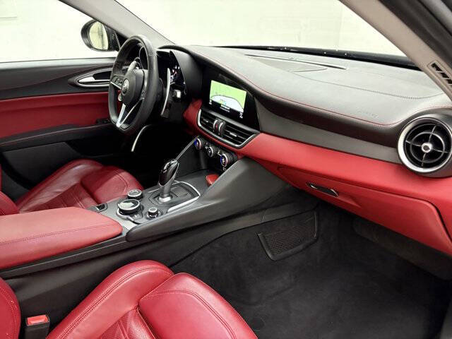 2019 Alfa Romeo Giulia Ti Sport