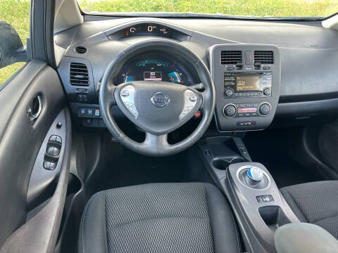 2015 Nissan LEAF S