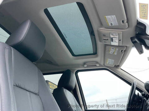 2016 Land Rover LR4 HSE LUX