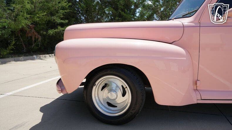 1947 Ford Customline