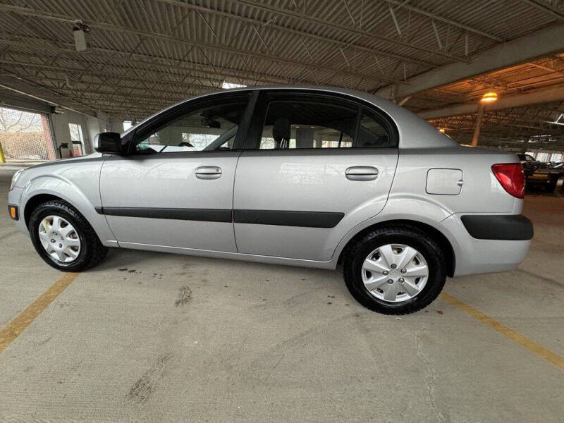 2009 Kia Rio Base photo 3