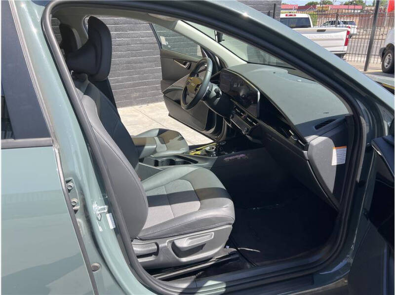 2023 Kia Niro EV Wind