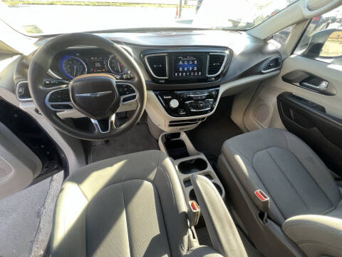 2019 Chrysler Pacifica LX