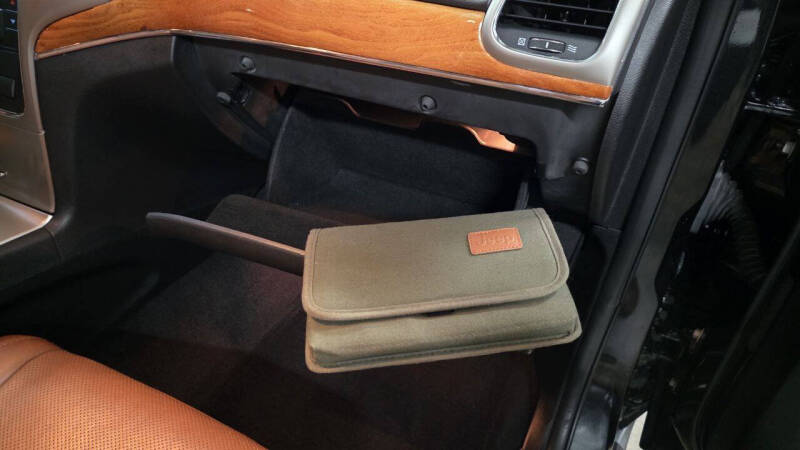 2013 Jeep Grand Cherokee Overland Summit