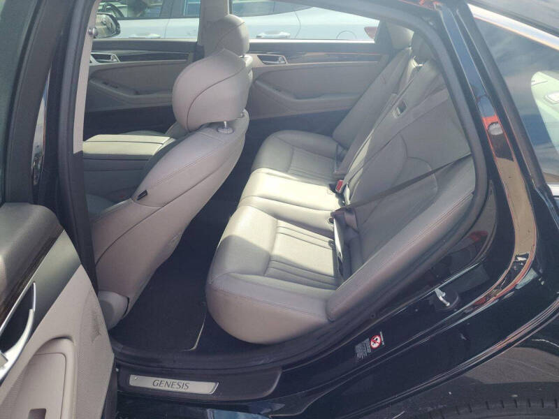 2020 Genesis G80