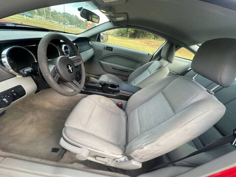 2007 Ford Mustang V6 Deluxe