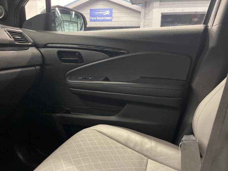 2023 Honda Passport Elite