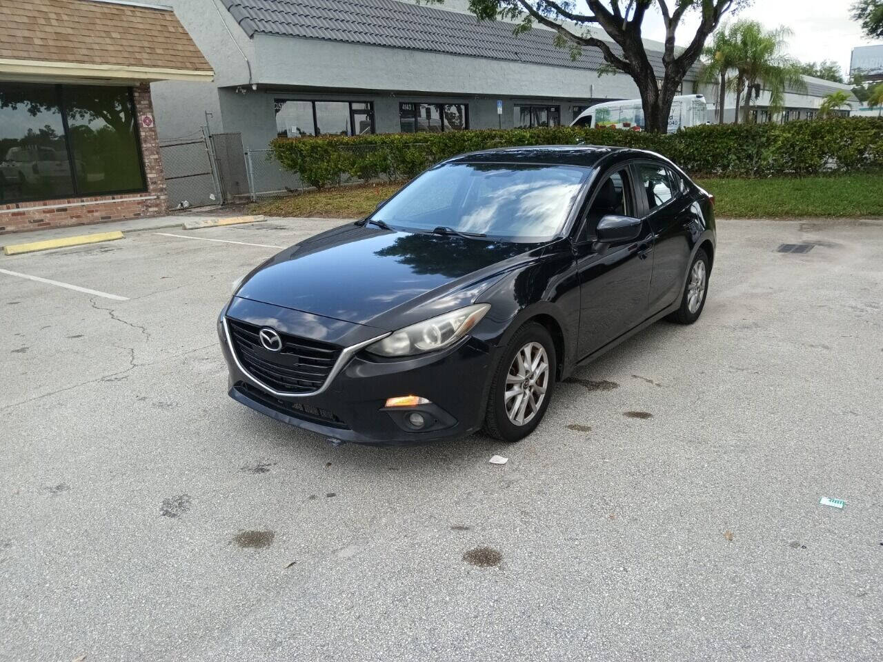 2015 MAZDA Mazda3 Sedan - $5,950