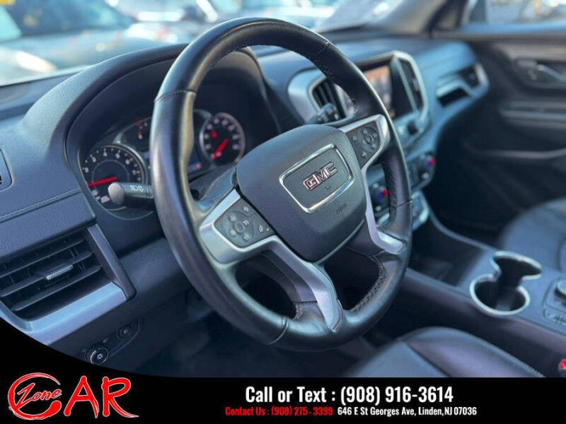 2024 GMC Terrain SLT