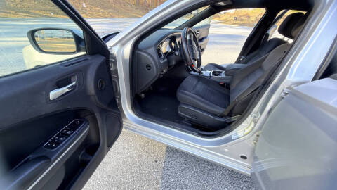 2012 Dodge Charger SE