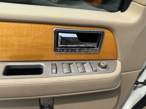 2008 Lincoln Navigator