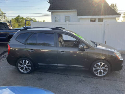 2009 Kia Rondo LX
