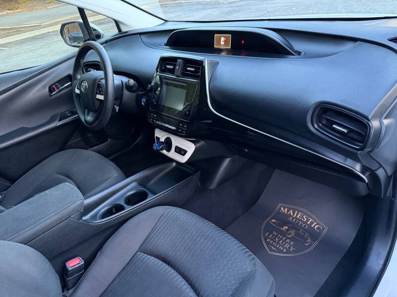 2016 Toyota Prius Two