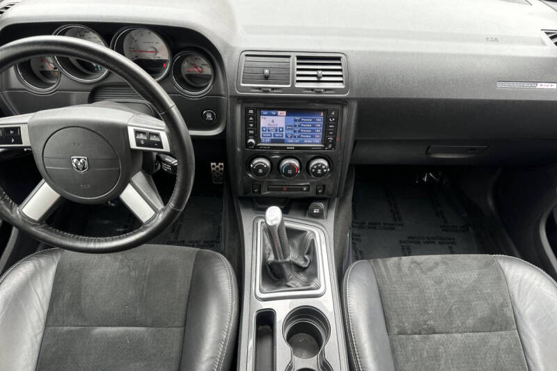 2009 Dodge Challenger SRT8