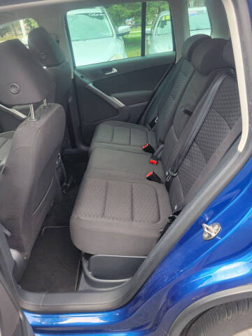 2009 Volkswagen Tiguan SEL 4Motion