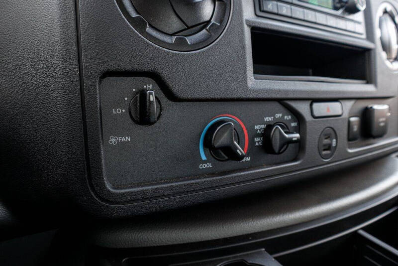 2024 Ford E-Series