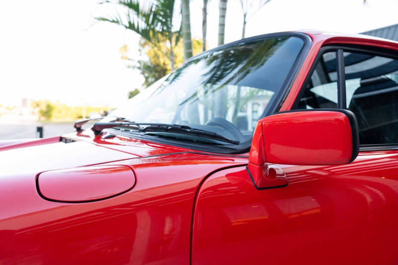 1990 Porsche 911 Carrera 2