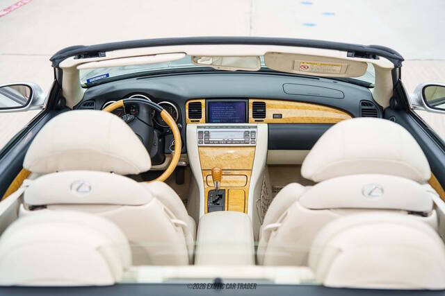 2003 Lexus SC 430
