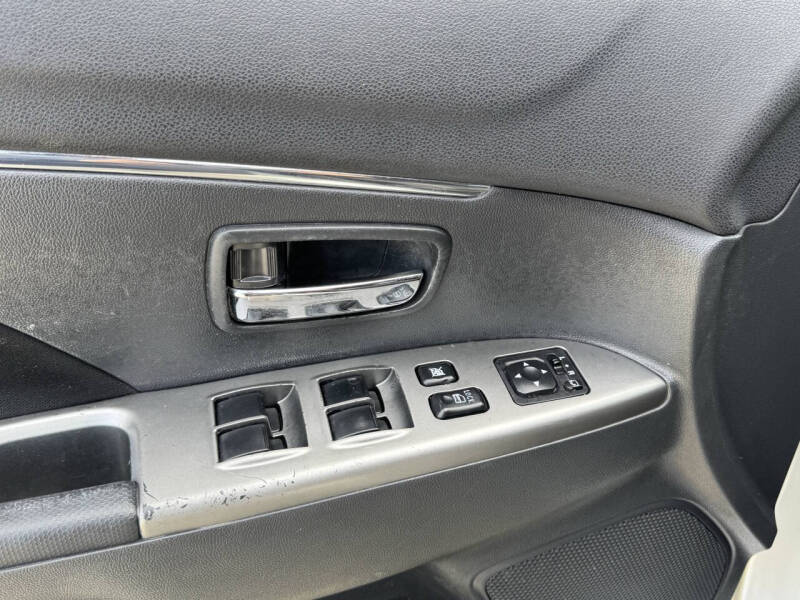 2020 Mitsubishi Outlander Sport SE