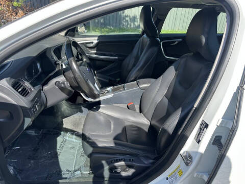 2016 Volvo V60 T5 Drive-E Premier